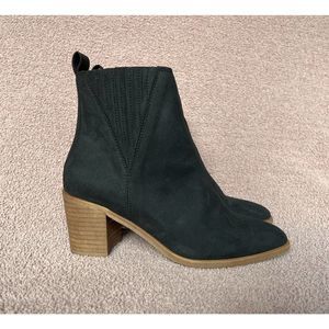 Novacas Vegan Black Suede Ankle Boots Women’s Size 40